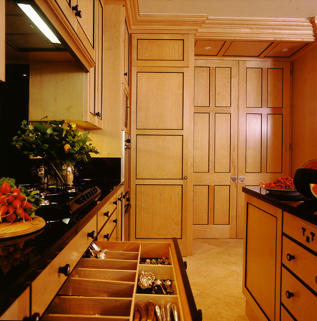 Biedermeier Kitchen clasico-cocina