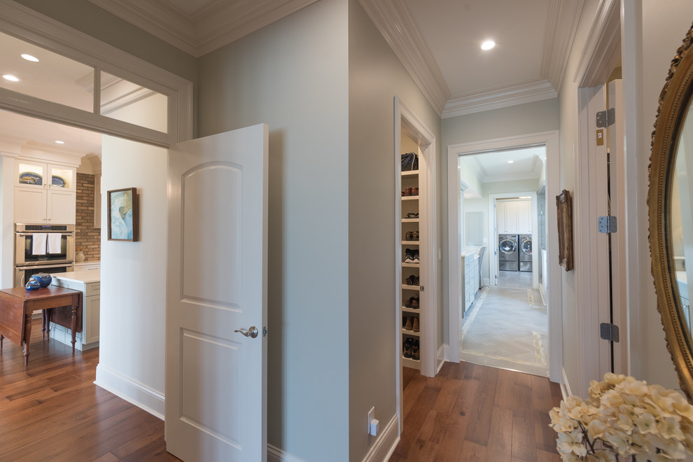 Inspiration for a large transitional home design remodel