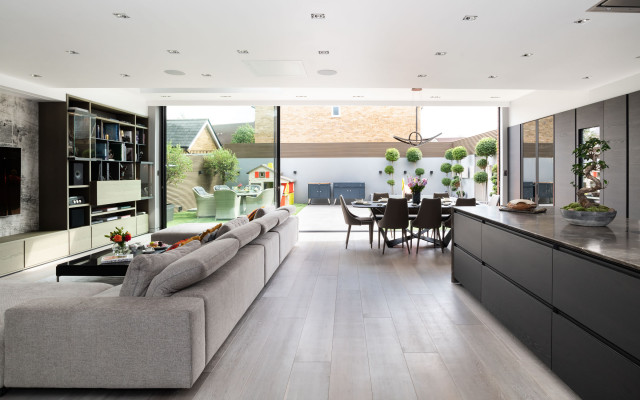 Maple Close, Epsom contemporary-vardagsrum