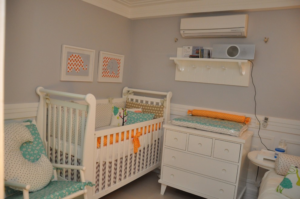 Design ideas for a traditional kids' room in Other.