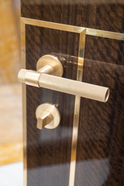 Luxury Penthouse Fitout - London contemporary-bathroom