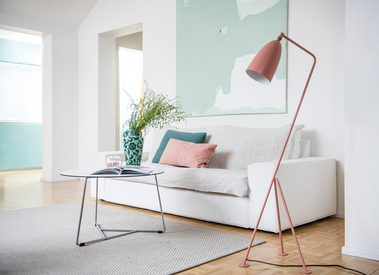 Интерьер. Покрашенные объекты