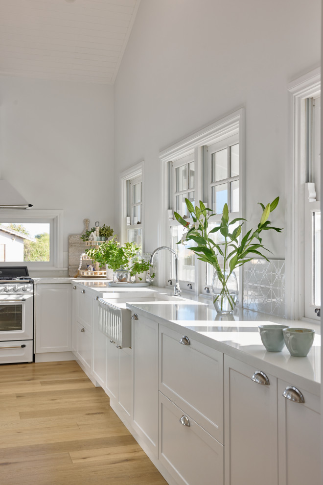 Hamptons Beach House - Beach Style - Kitchen - Perth - by Woodleigh ...