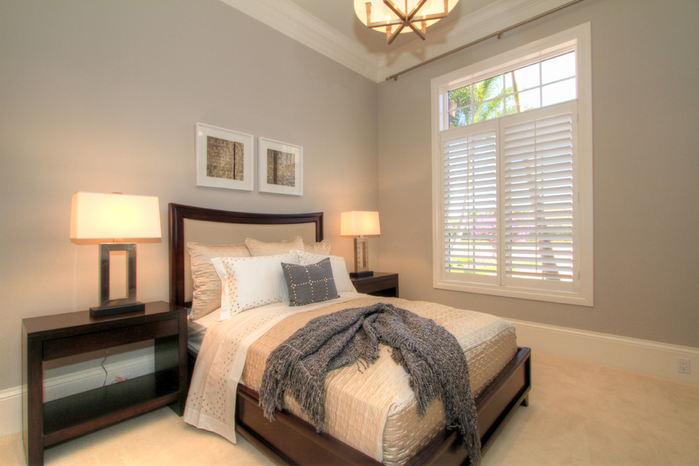 Inspiration for a contemporary bedroom in Tampa.