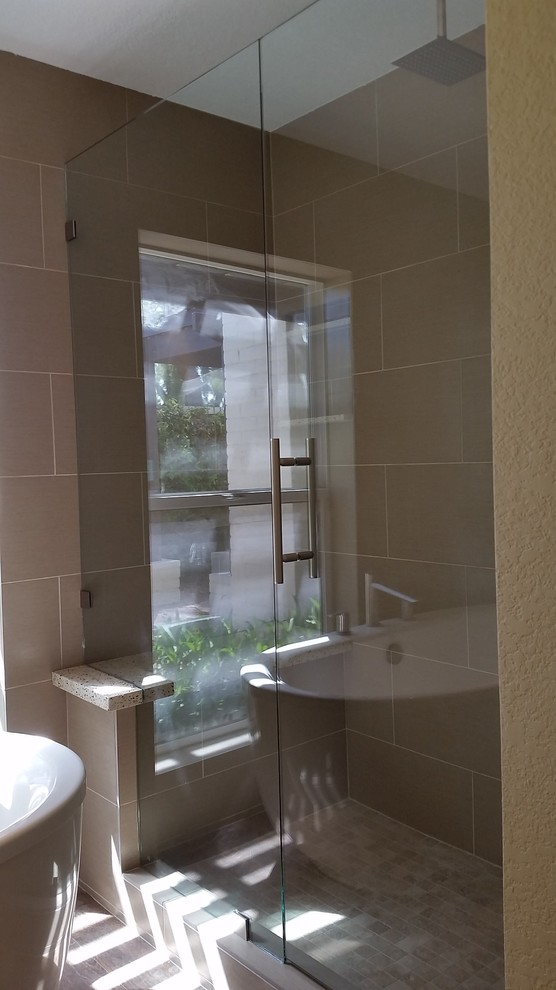 Bathroom - transitional bathroom idea in Phoenix