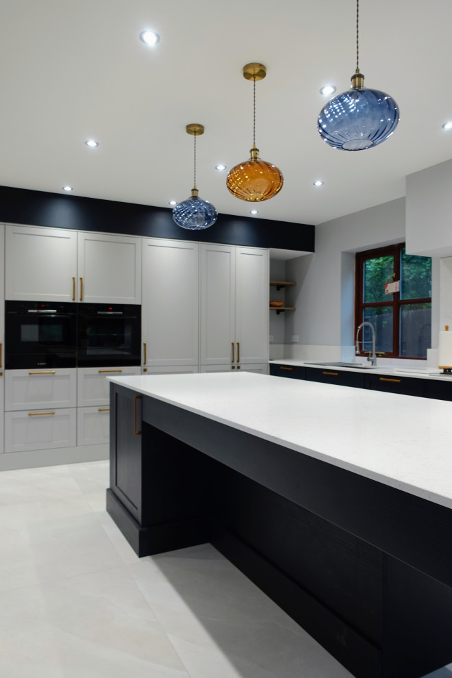 The Bilton Kitchen II - Hanby - RRP £38,000 - Luxe Price £32,300