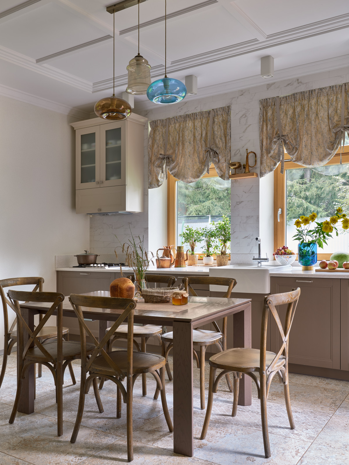 Кухня в загородном доме