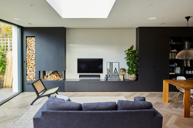 Richmond, TW10 contemporary-living-room