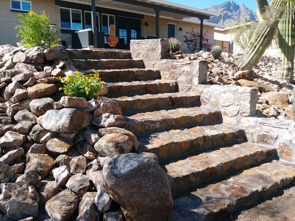 Patio - rustic patio idea in Phoenix