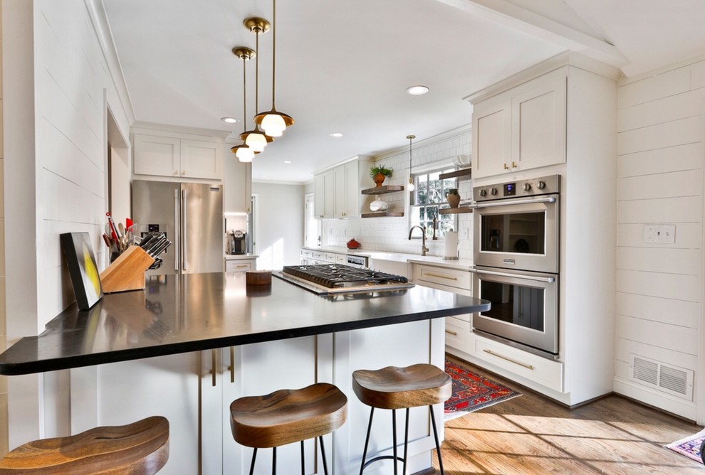 Parker Modern Farmhouse