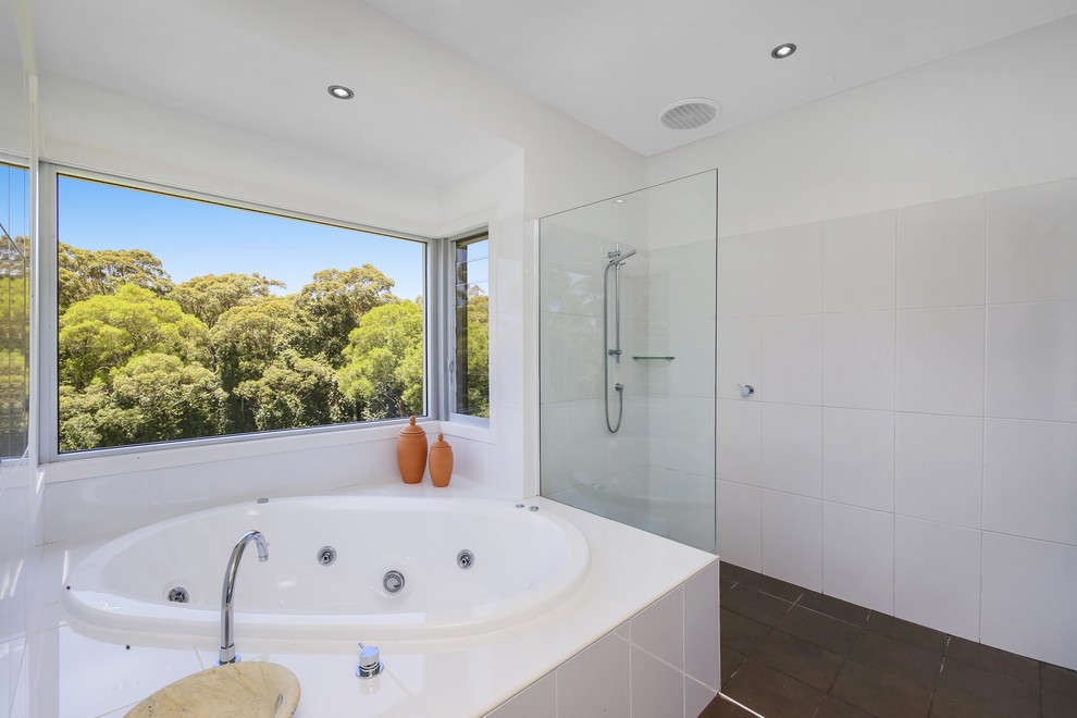 Beach style bathroom in Central Coast.