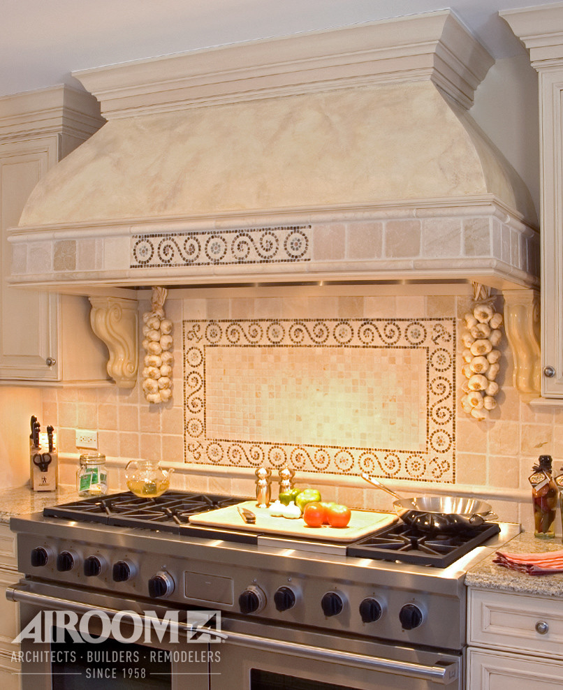 Range Hoods Chicago by Airoom ArchitectsBuildersRemodelers