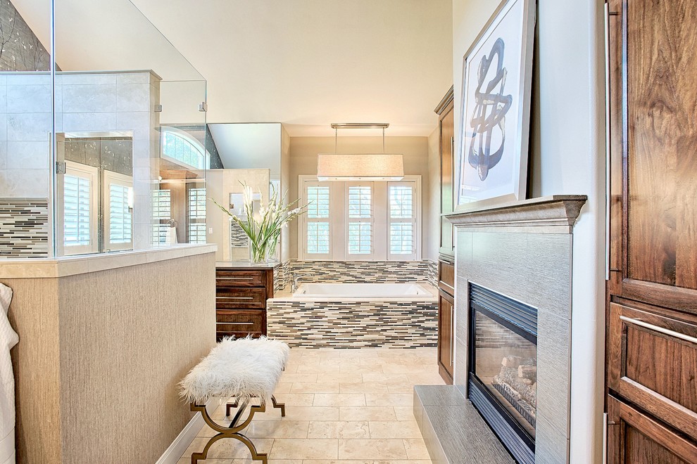 Home design - transitional home design idea in Austin