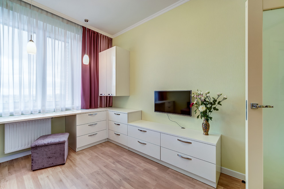 2к квартира, пр. Орджоникидзе, Спб.