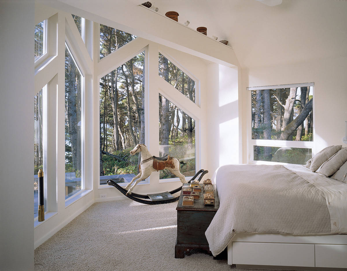 Small Unique Windows Best of the Week: 18 Quirky Window Designs From Around the World