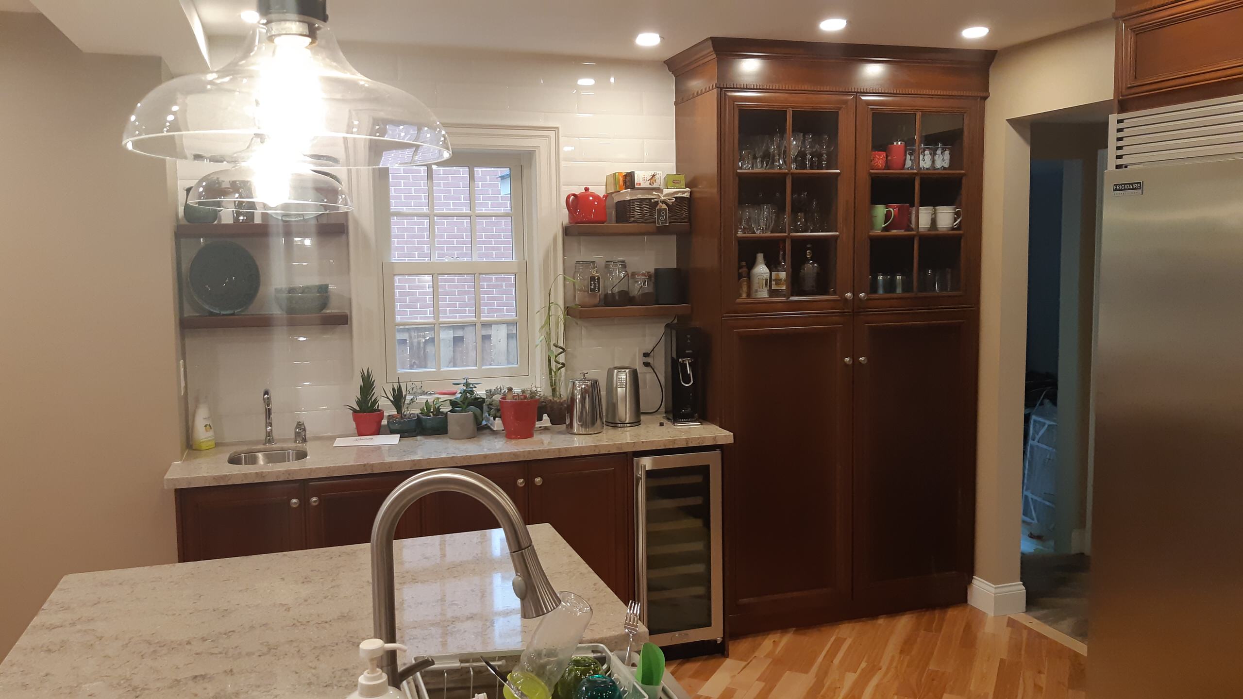 Kitchen without powder room