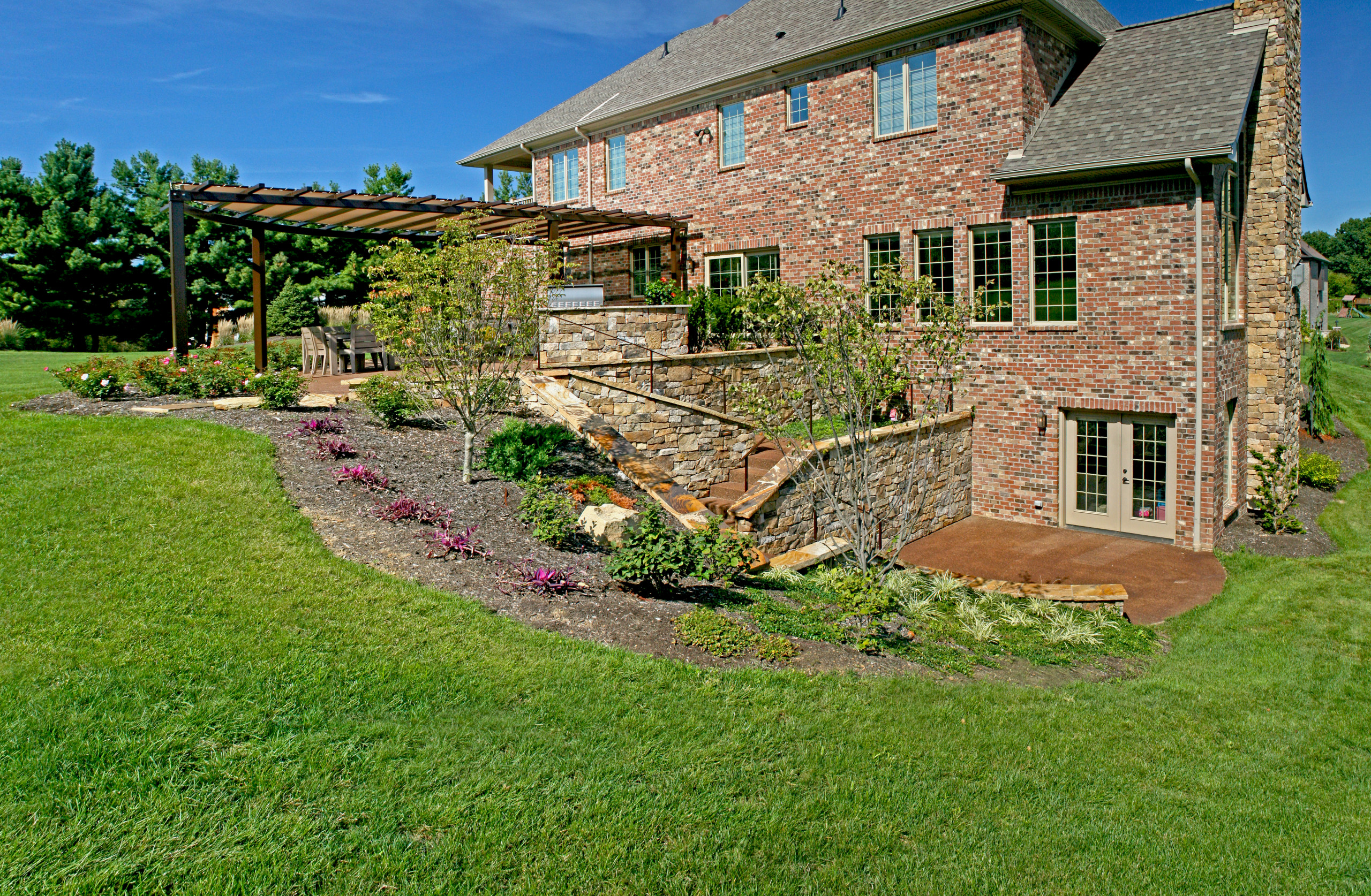 Modern Arbor