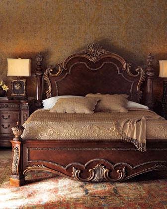 Royalty King Poster Bed