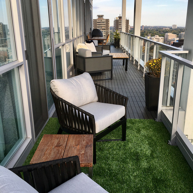 Kandy Grass Condo Balcony Flooring Modern Balcony Toronto