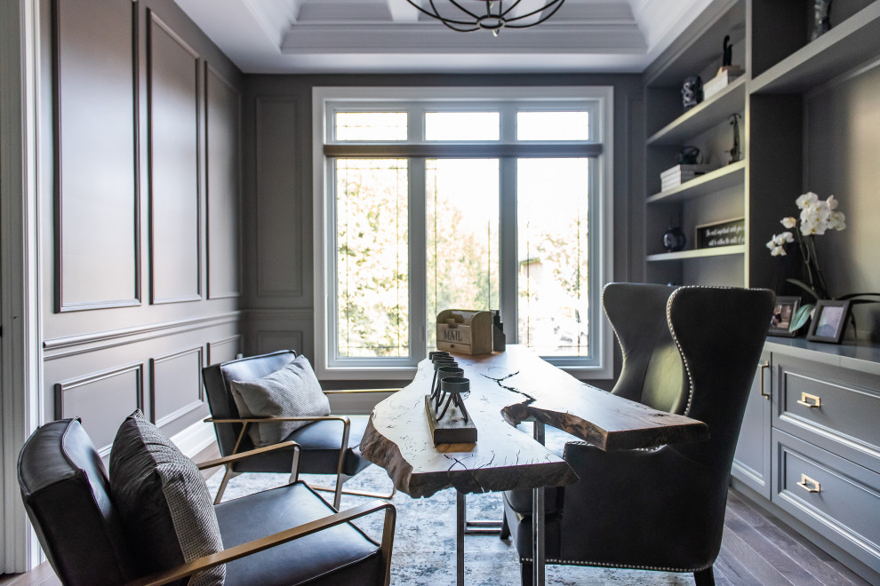 Inspiration for a transitional home design remodel in Toronto