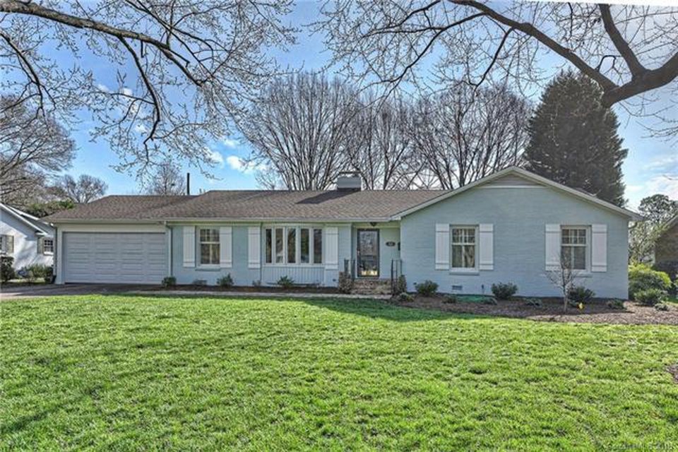 Light Blue Ranch Struggling with Front Door Color - Light Blue Ranch | Houzz Forum
