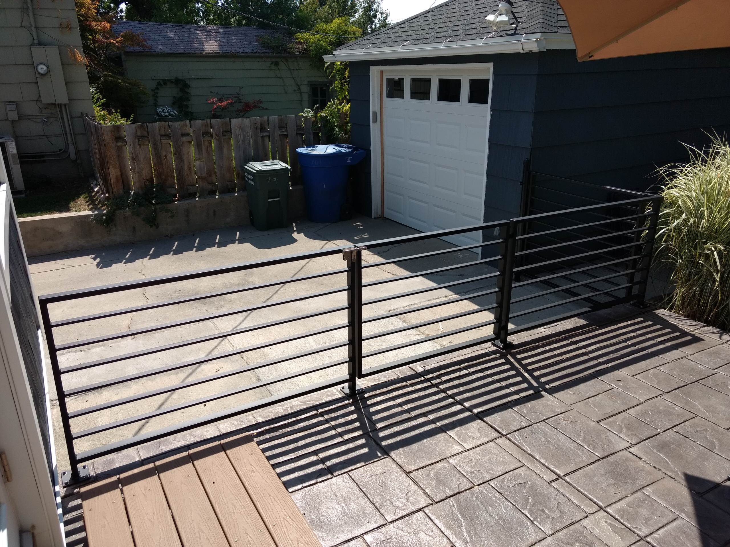 Horizontal Fence & Gates