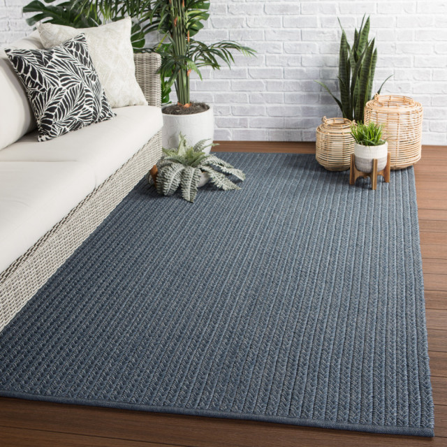 Jaipur Living Iver Indoor/Outdoor Solid Blue/Gray Area Rug, 5'x8'