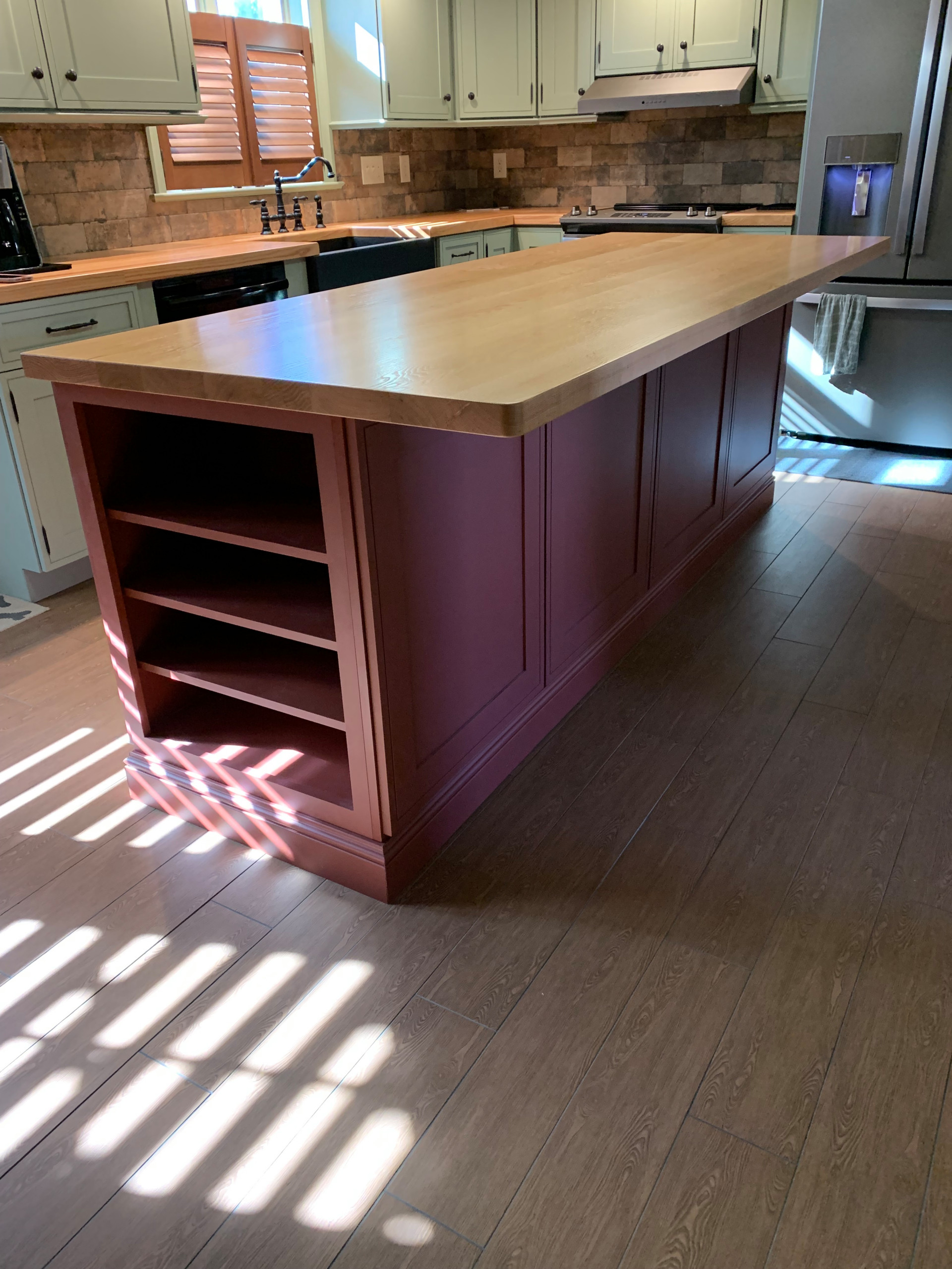 "S" Custom Kitchen