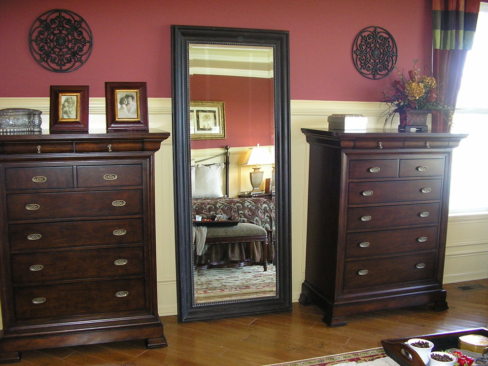 Transitional bedroom photo in Chicago