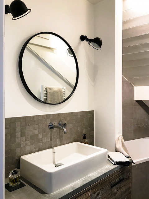 R&eacute;novation duplex &agrave; la montagne rustic-bathroom