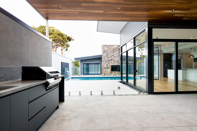 Split Level modern