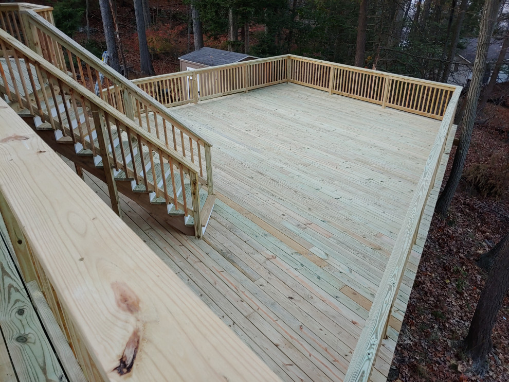 Danbury Deck Build