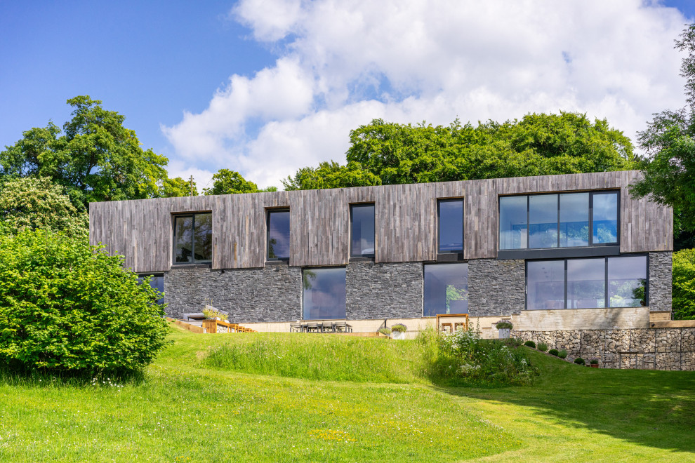 Photo of a modern house exterior in Other.