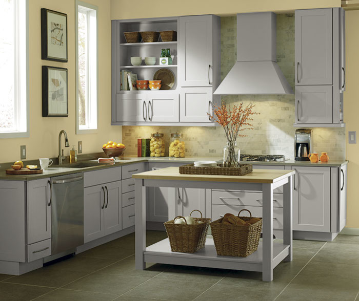 Inspiration for a transitional kitchen remodel in Indianapolis