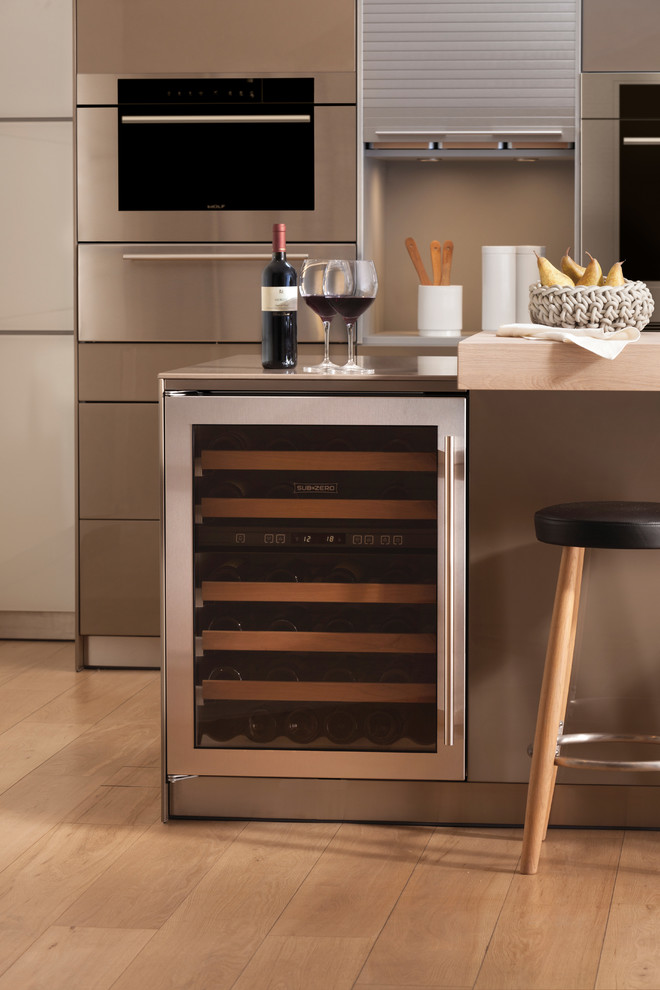 Винные шкафы в интерьере