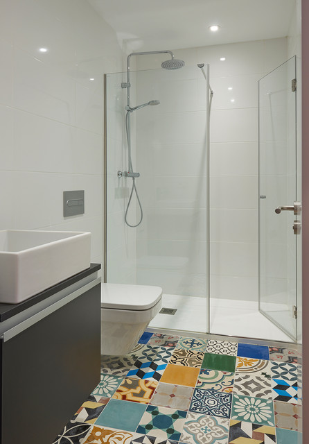 Norvet c/Margarit mediterranean-bathroom
