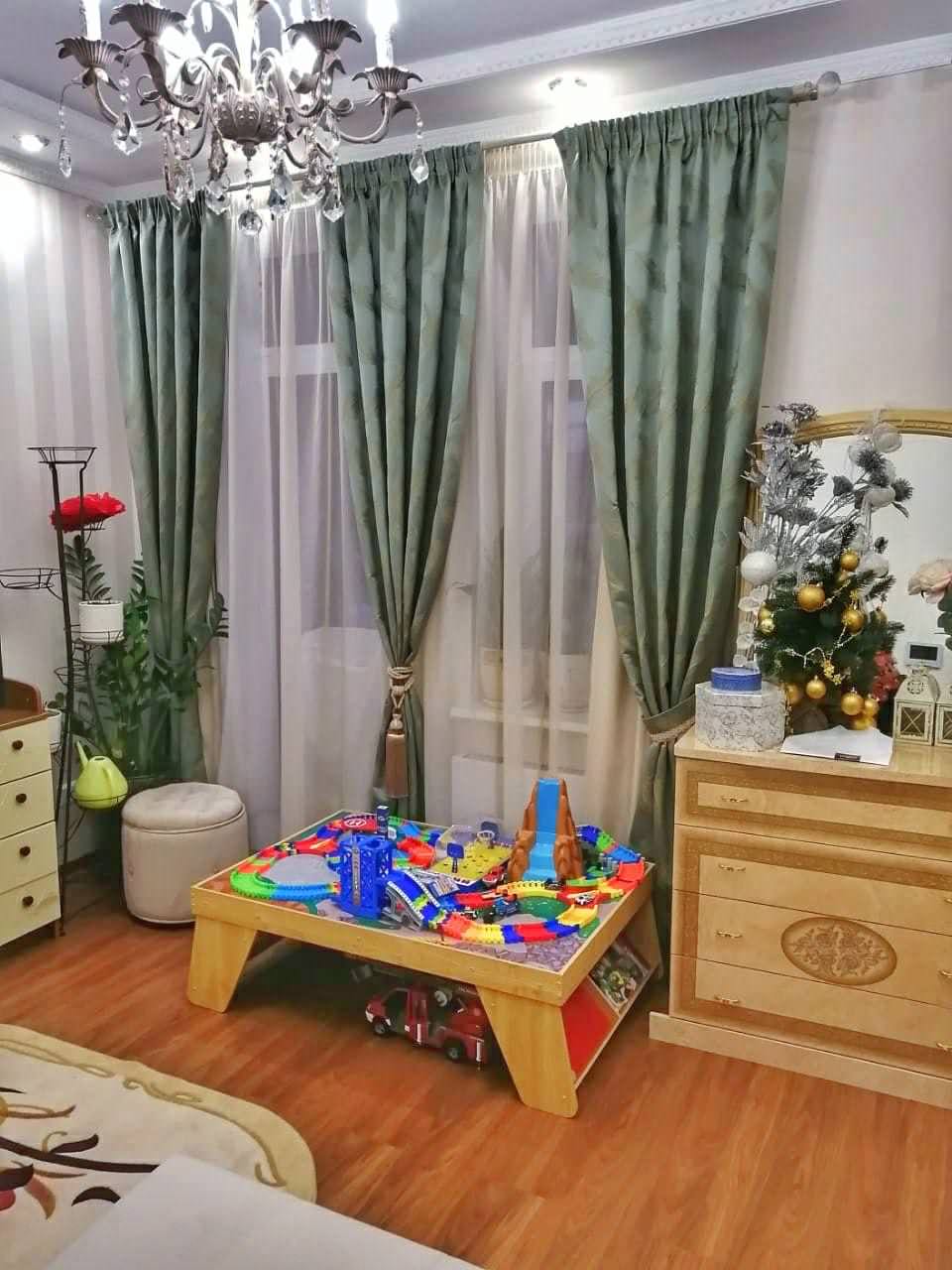 Спальня с кистями и бахромой