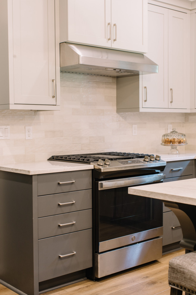 Inspiration for a transitional kitchen remodel in Atlanta