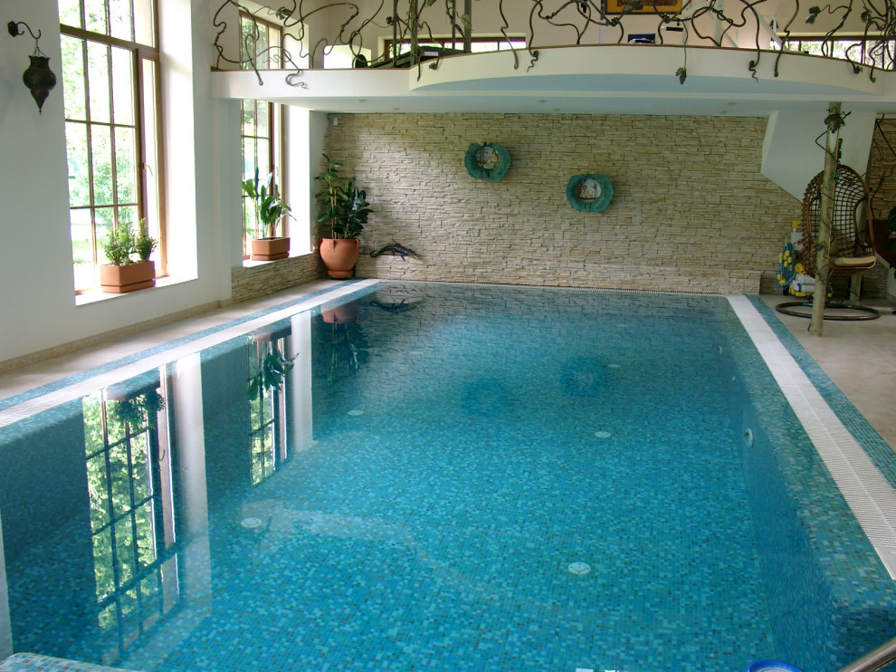 Строительство частного переливного бассейна