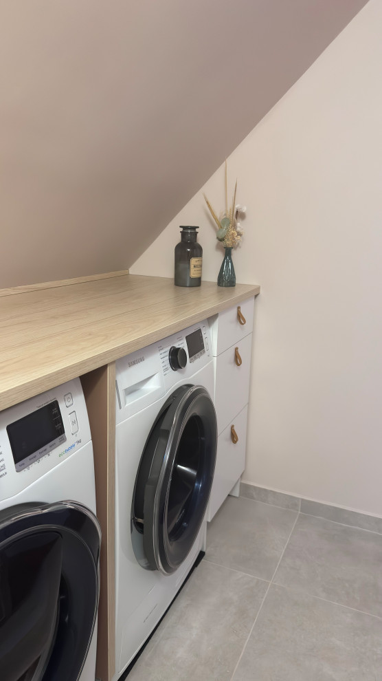 Rénovation complète d'un étage à HILLION :  buanderie , salle de bain, dressing