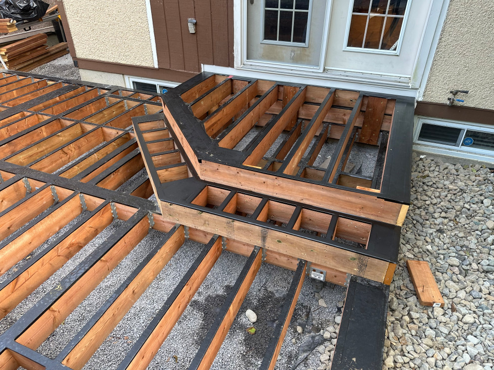 Weathered Teak with English Walnut trim