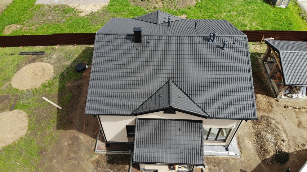 Подшивка свесов фиброцементным сайдингом Cedral.