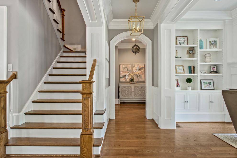 Inspiration for a traditional hallway in New York.