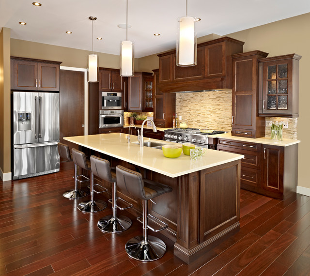 Transitional transitional-kitchen