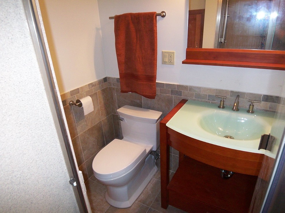 Bathroom - transitional bathroom idea in Chicago