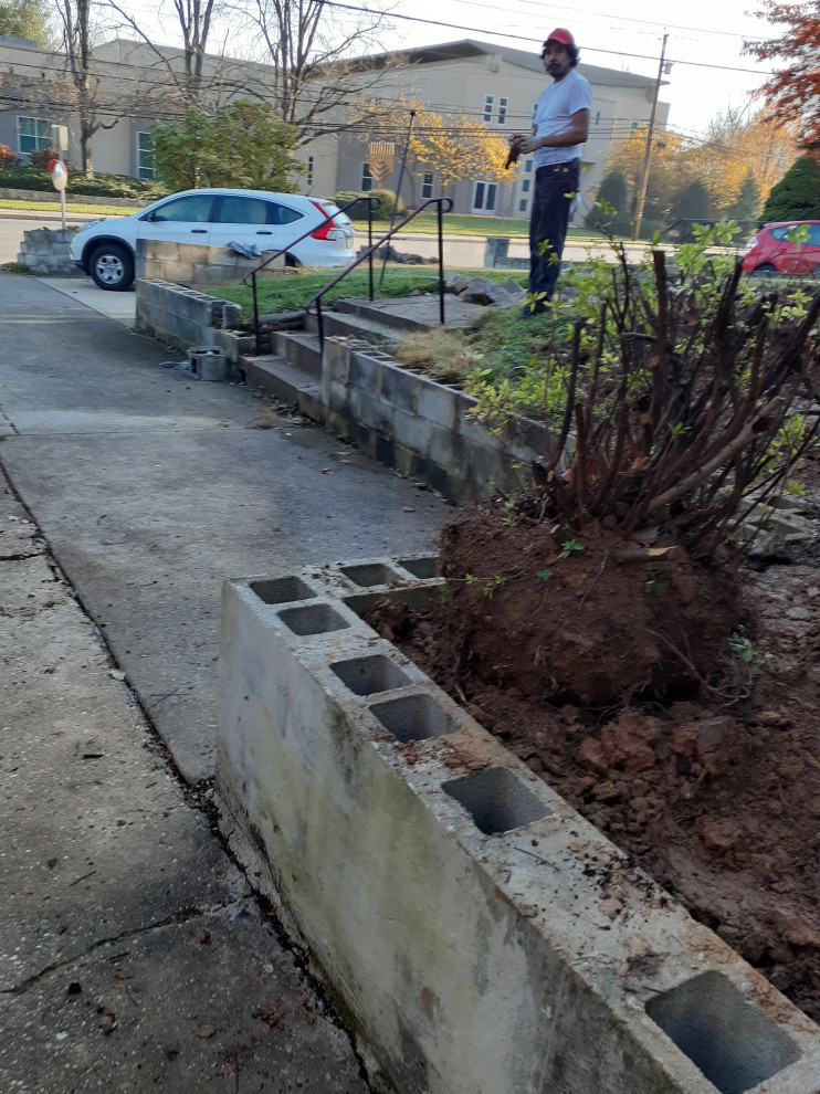 Retaining Wall - Stone | Walkway - Concrete Steps