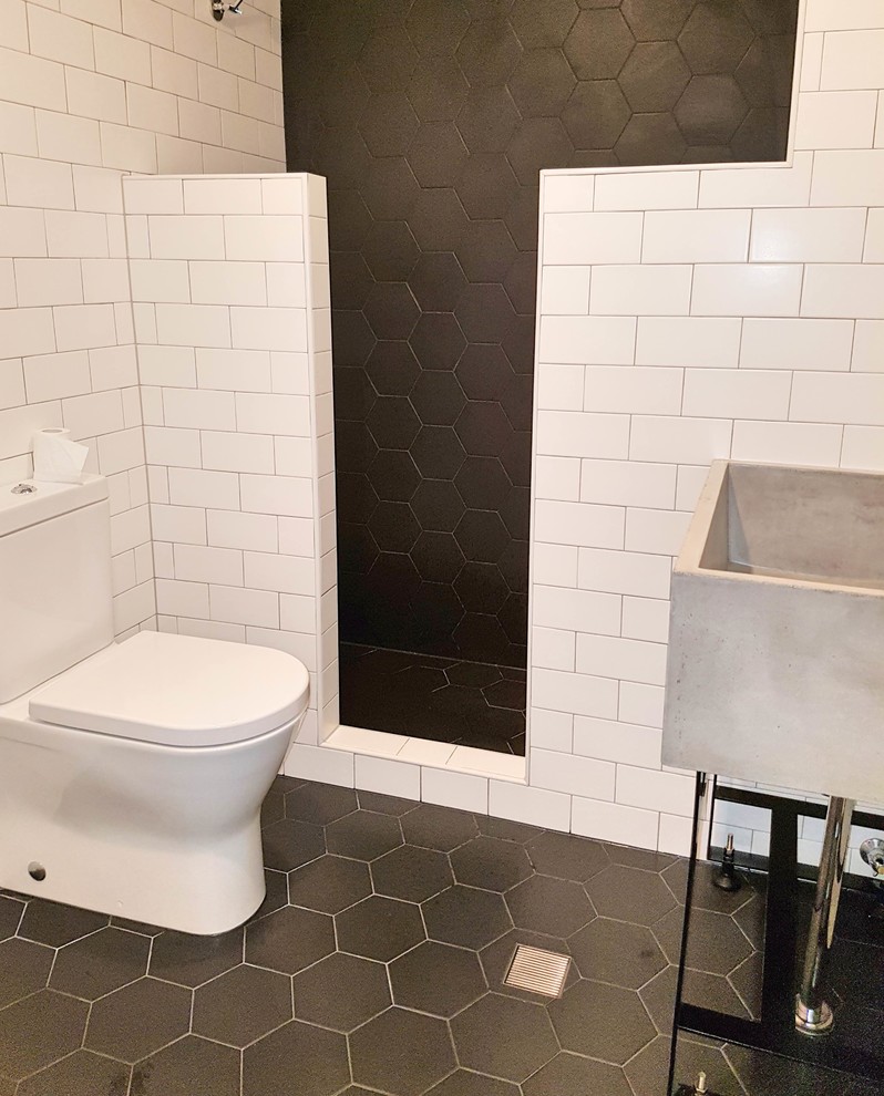 Inspiration for an industrial bathroom in Sydney.