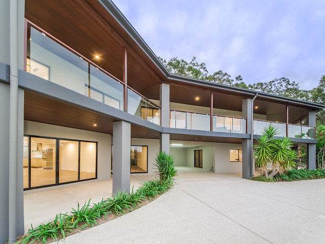 Mudgeeraba Renovation contemporary-exterior