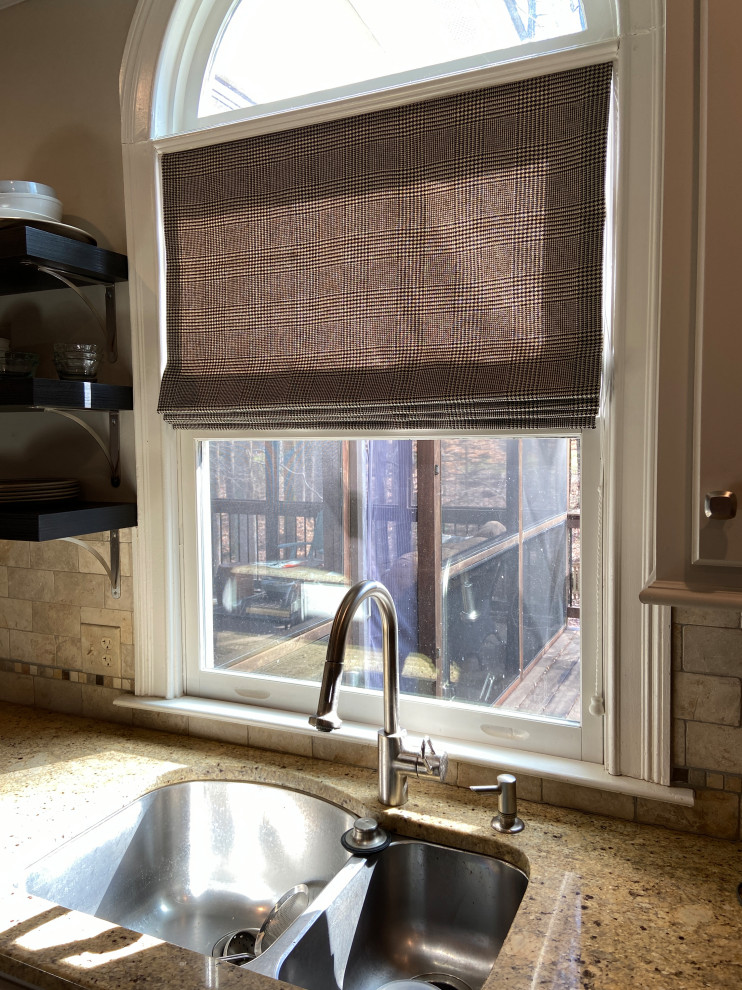 Paint my interior window frames black??