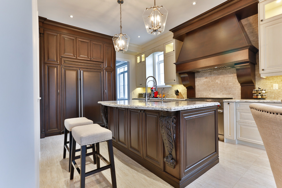 Kitchen - transitional kitchen idea in Toronto